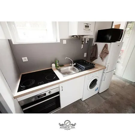 La T2 40m2 Avec Terrasse 1ch-4pers Lejlighed Poitiers